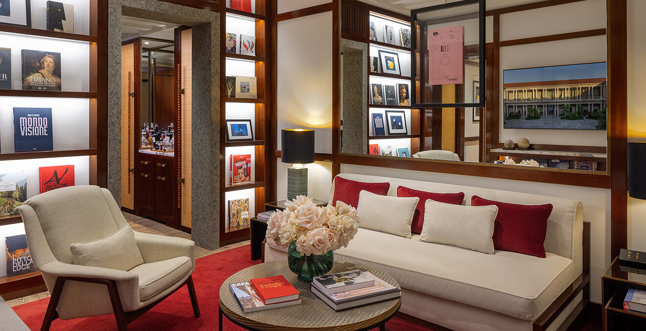 Junior-suite-living-room des Portrait Hotels Milano
