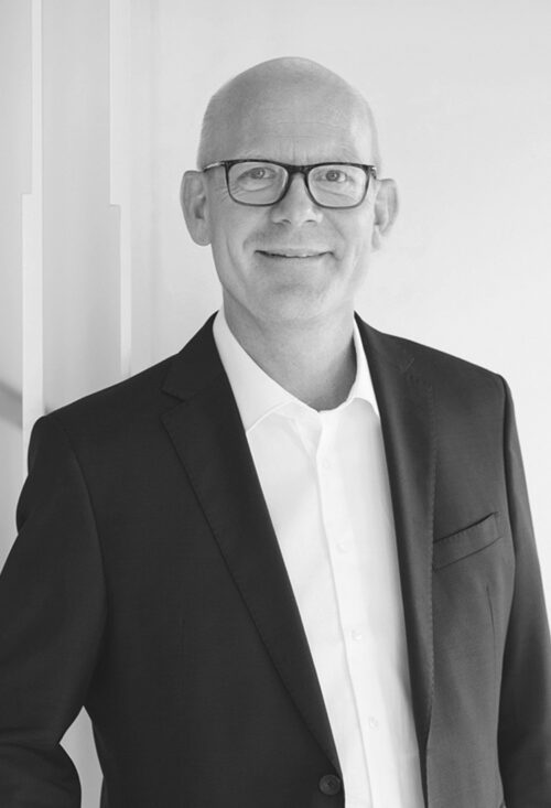 Schwarz-weiss Porträt von Horts Schmidt